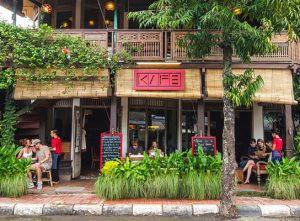 Kafe-Ubud-Exterior-Outside-cafe-jalan-hanoman-Bali